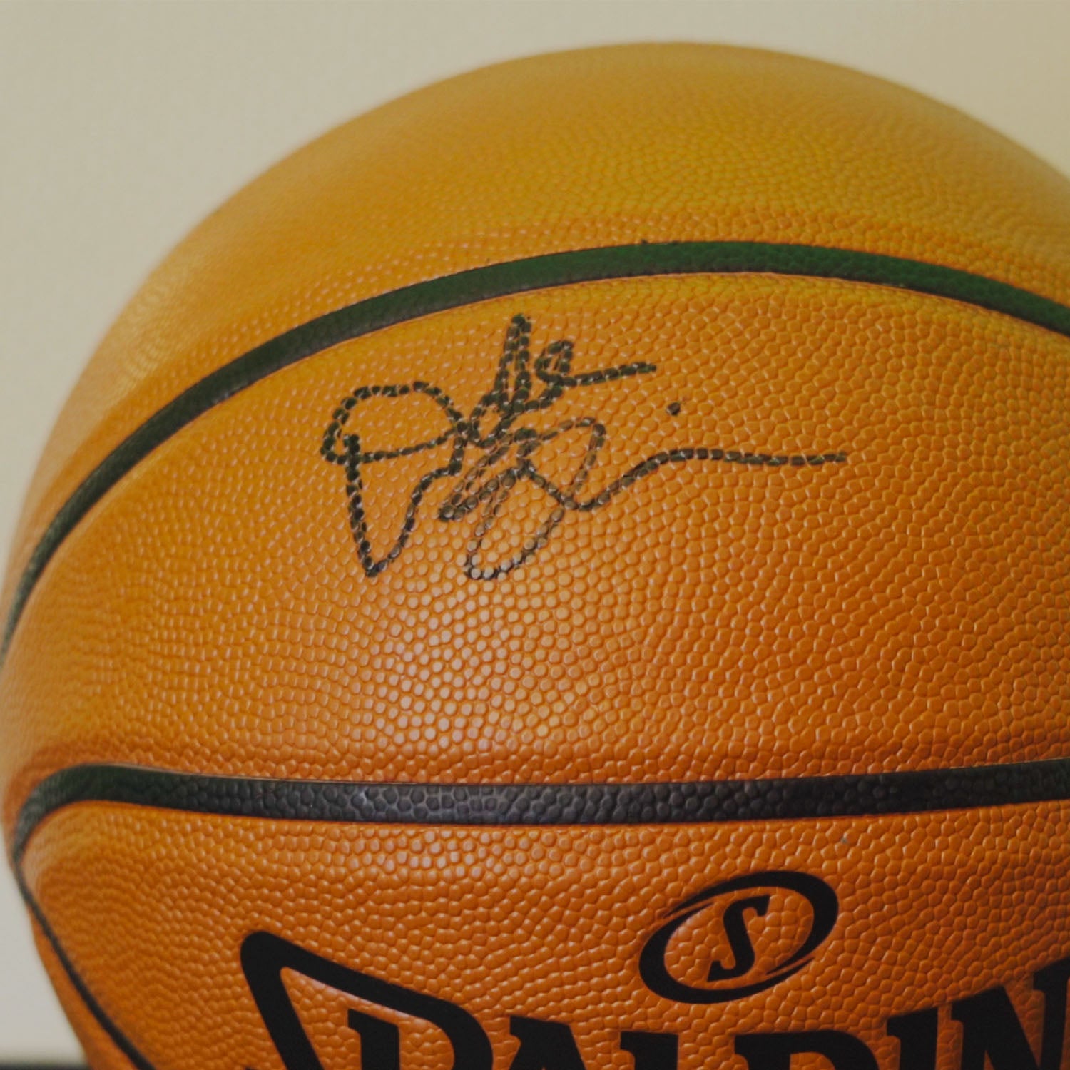 Dale Ellis Autographed Signed Basketball!